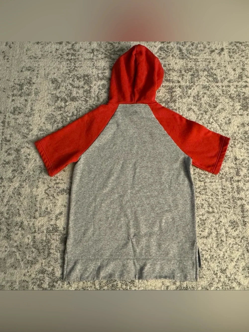 Adidas Grey Thick Tee With Red Hoodie & Sleeves Size Small